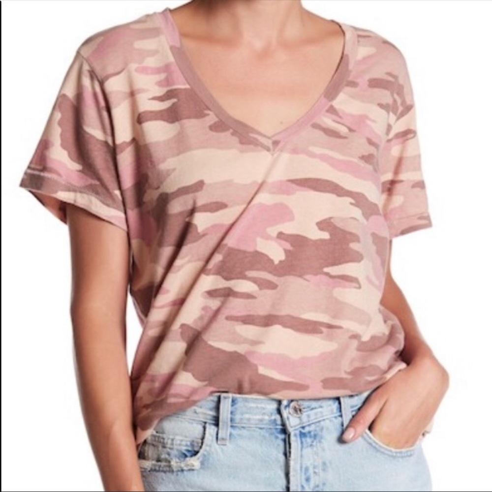 Current Elliot Pink Camo V-Neck T-shirt Size 1 (Small)